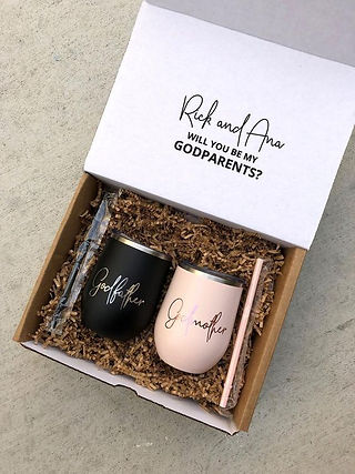 Memorable Invitations for Your Best Man and Bridesmaid