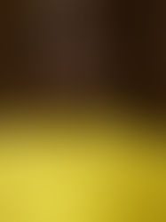 MUGLER Fall Winter 2026-2027 Show: Futuristic Glamour and Sculpted Power