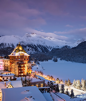 Switzerland Hotels — Badrutts Palace Exterior — Wikimedia CC BY-SA 4.0.jpg
