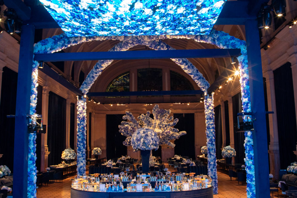 Vic Meirelles Creates an Artsy Hydrangea Wedding at Sala São Paulo — photograph 10 by Flavia Vitoria Photo; Izac Fedotti; Lufre; Ricardo Augusto; Andy Santana; Patrícia Devoraes