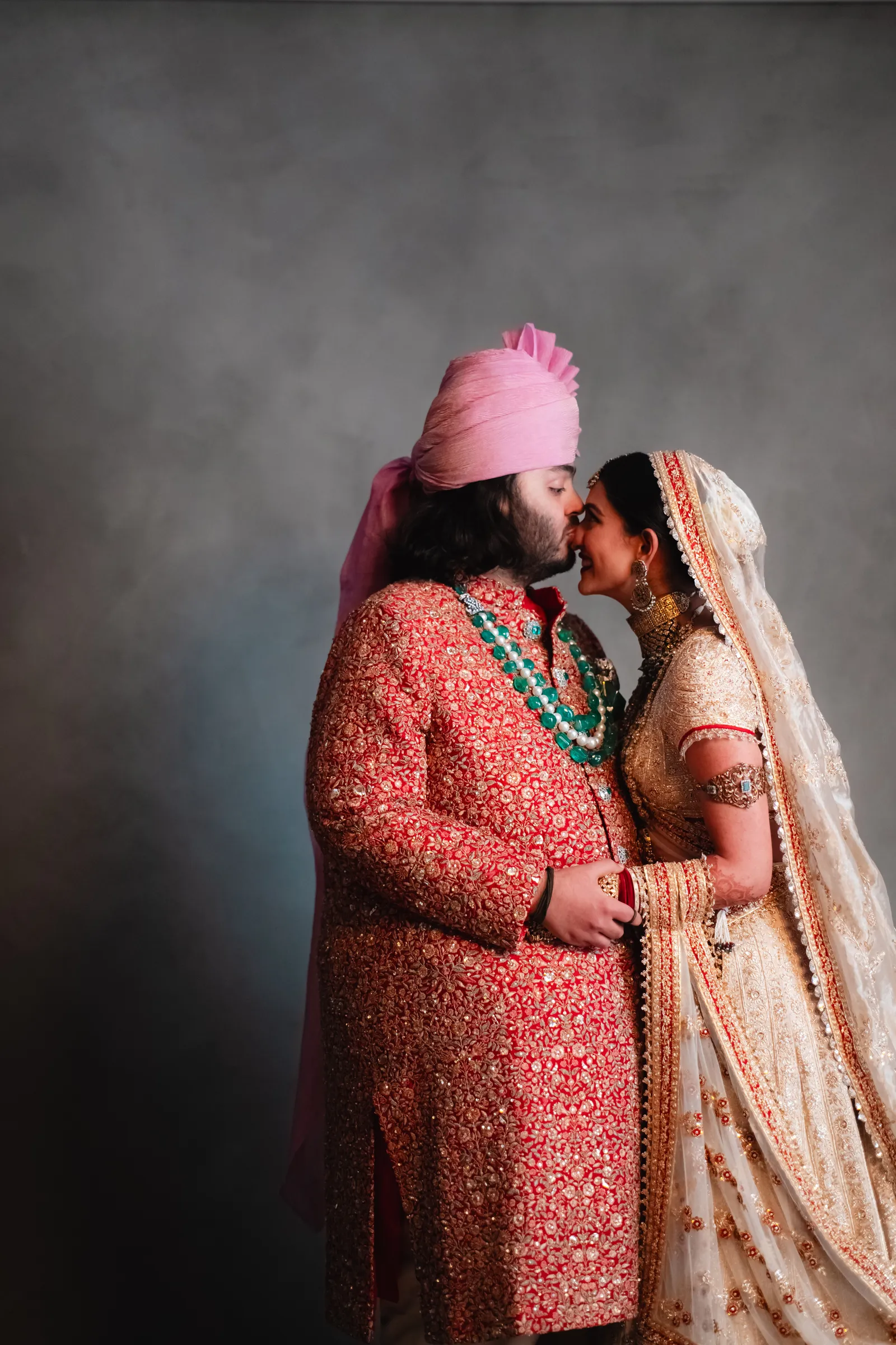 Anant Ambani und Radhika Merchants Hochzeit: Eine Glanzvolle Feier der Liebe und des Luxus