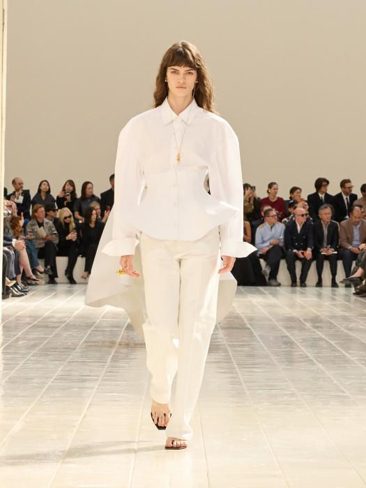 Balenciaga Summer 2027 runway — look 1