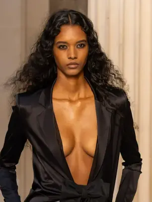 Nina Ricci – Spring Summer 26 Show: Modern Romance on the Paris Runway