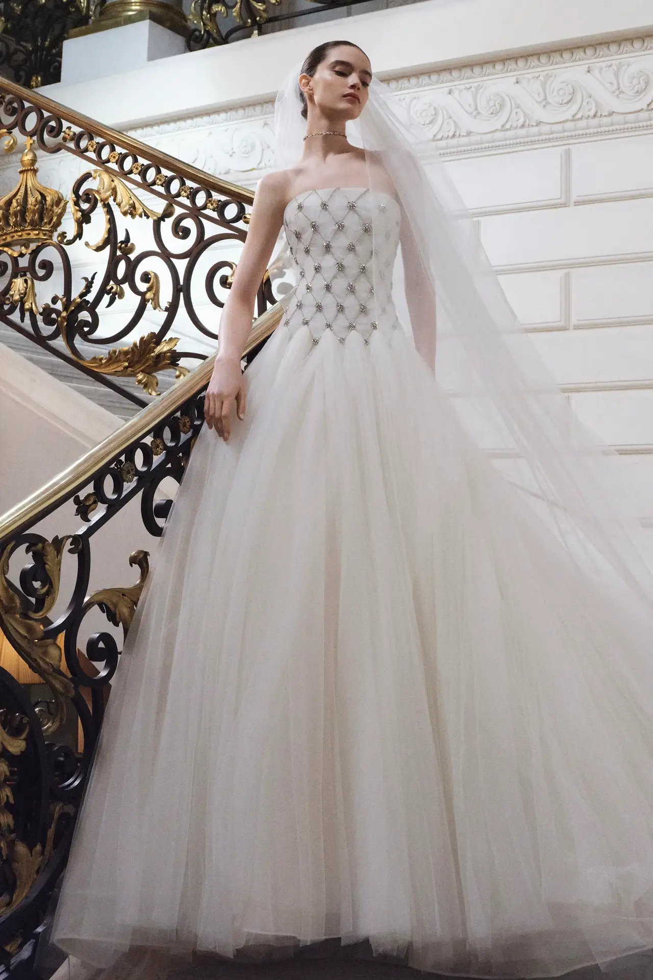 Tendências de vestidos de noiva Primavera 2027