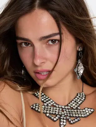 Addison Rae: The Rise of a Social Media Icon – Her Journey to Global Stardom