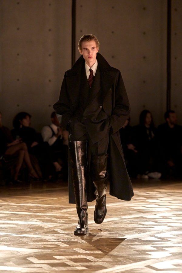 Saint Laurent Men’s Winter 2025 runway look 9