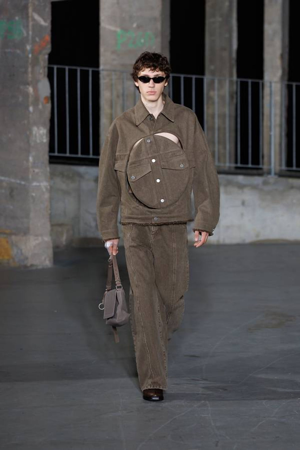 Études Studio Menswear Spring/Summer 2027: Graphic Intelligence and Parisian Utility — official look 9