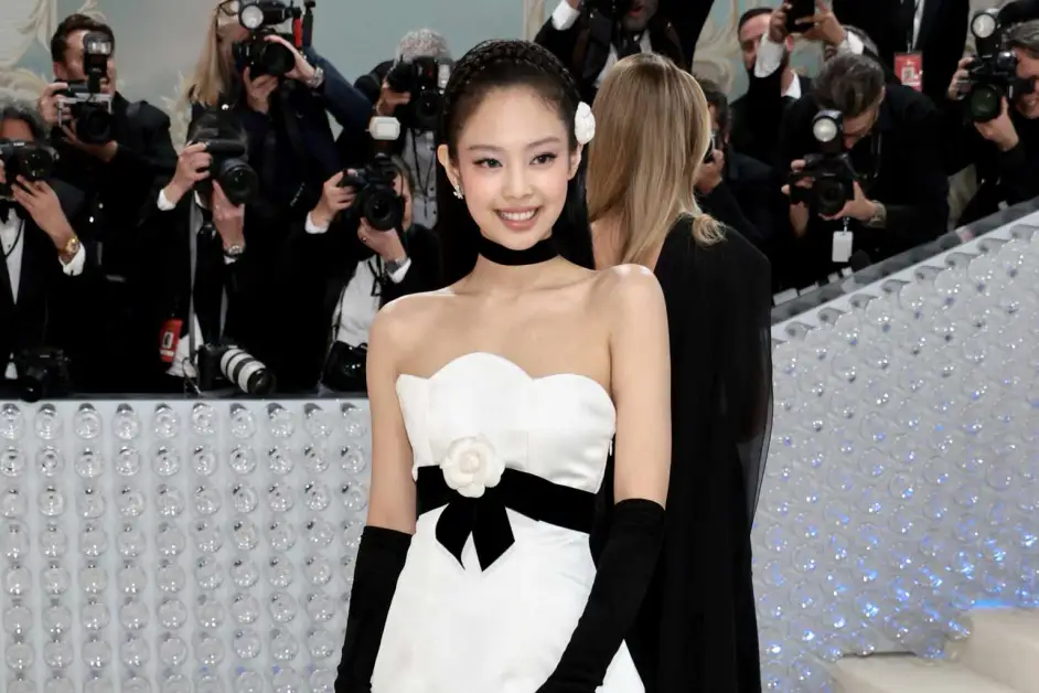 Jennie's Most Iconic Red Carpet Looks