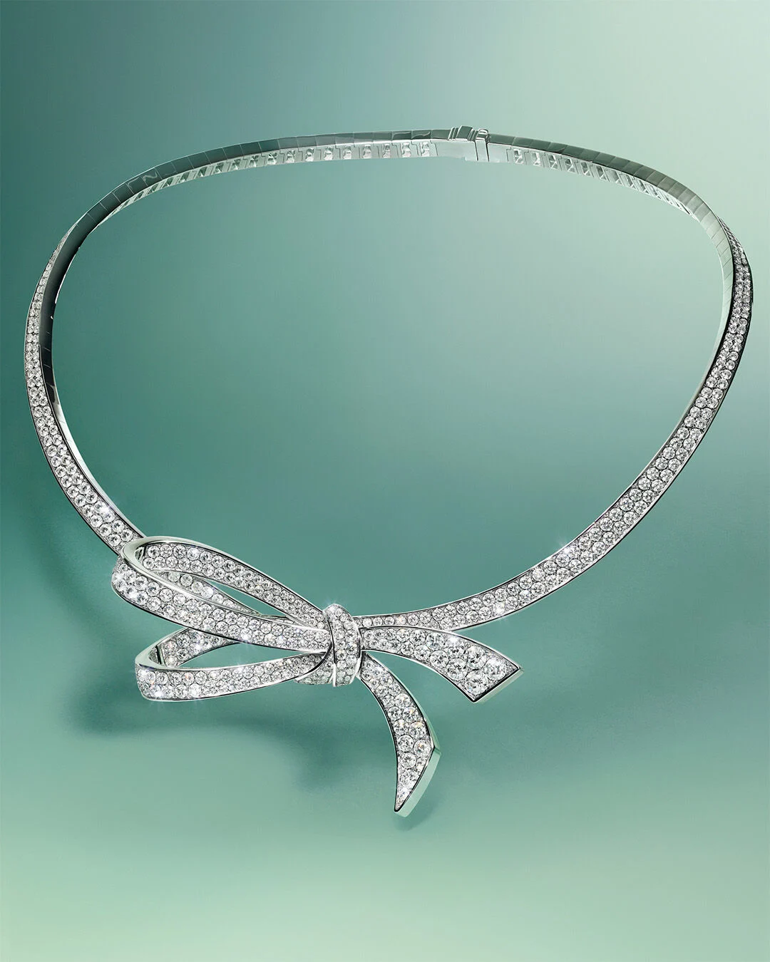 Graff: Iconic Pieces and High Jewelry