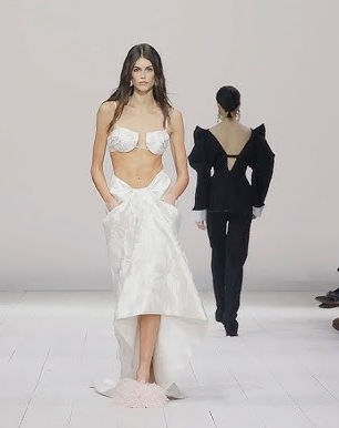 Givenchy Summer 2026 Womenswear Show: Lightness, Authority, and Parisian Precision