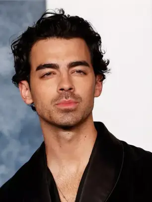 Joe Jonas: A Glimpse into His Life, Career, and Recent Headlines