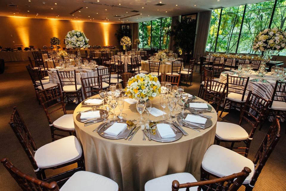 Casamento Clássico no Hotel Tivoli Mofarej
