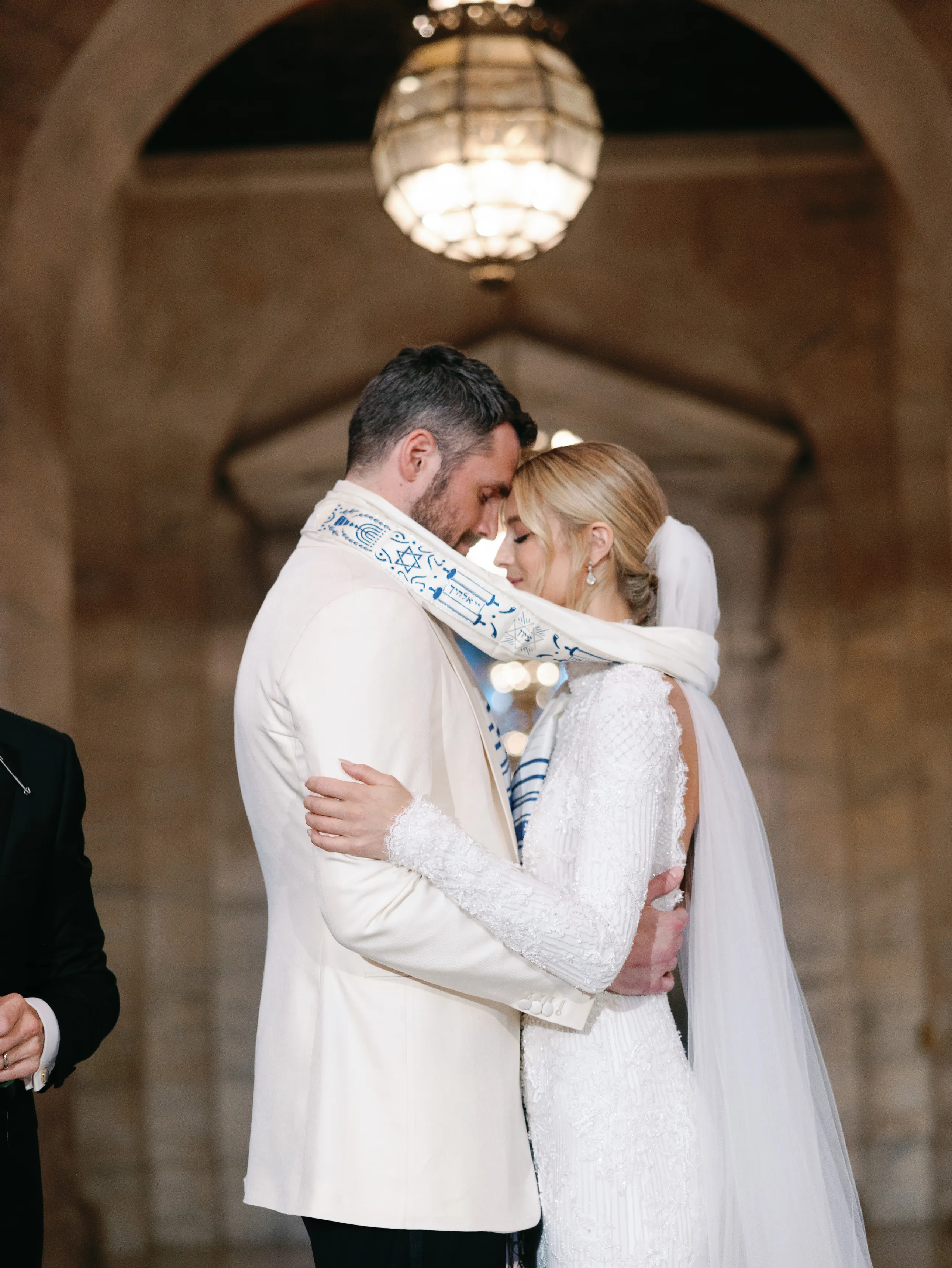 Die Verzaubernde Hochzeit von Kevin Love und Kate Bock: Eine Feier der Liebe und Eleganz