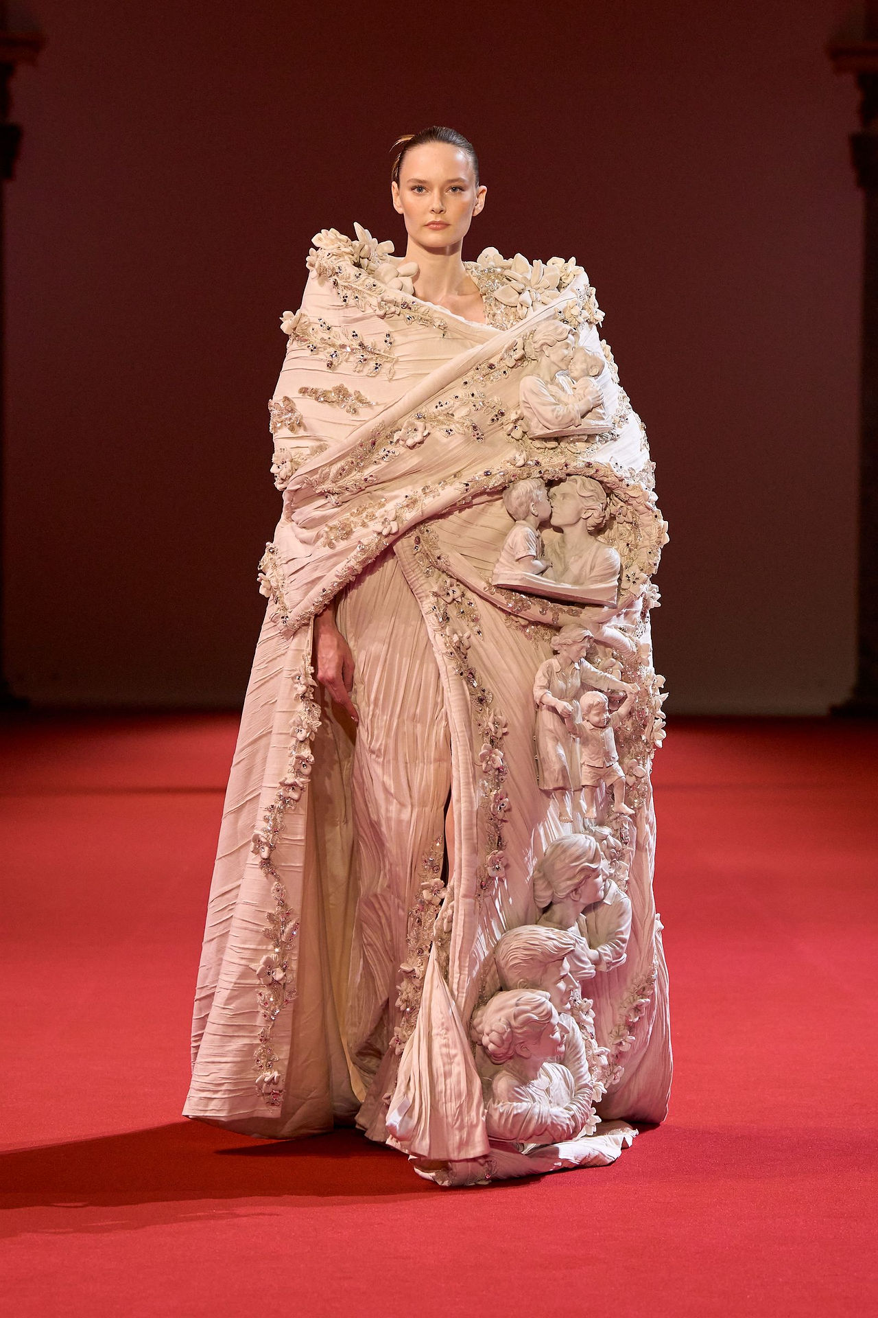 Manish Malhotra Haute Couture Fall/Winter 2026–2027 Look 01