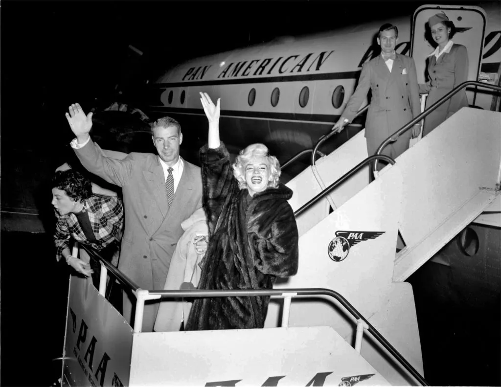 Die geheime Hochzeit von Marilyn Monroe: Ein Einblick in die Ehen der Ikone