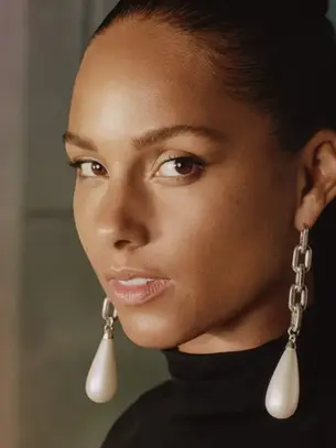 Alicia Keys: The Inspiring Journey of a Music Icon and Humanitarian