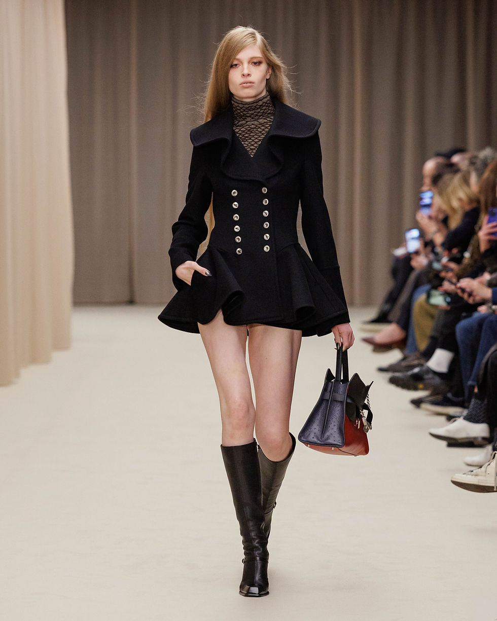 mcqueen-autumn-winter-2026-show-03.jpg