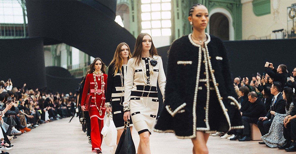 Chanel Fall-Winter 2025/26 Ready-to-Wear Show: Modern Icons of Parisian Style