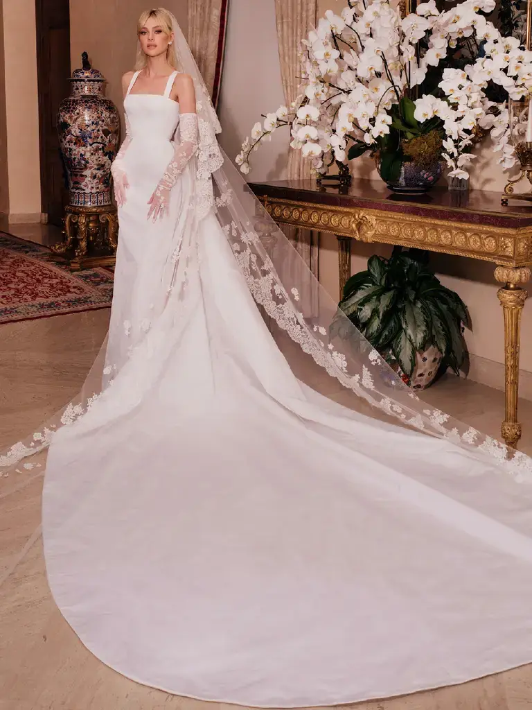 Valentino - 0002.webp