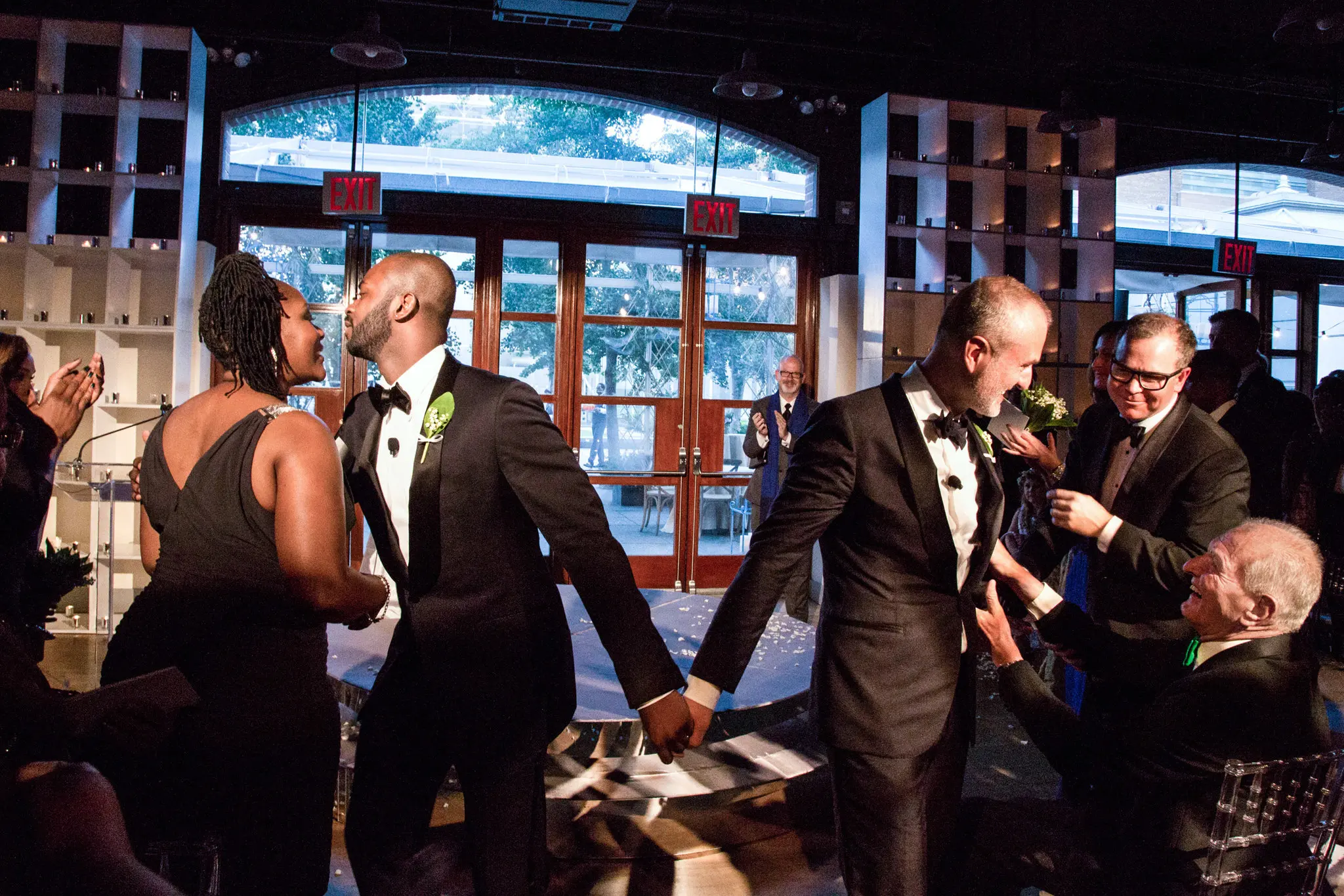 Die stilvolle und intime Hochzeit von Derrence Washington und Nick Denton