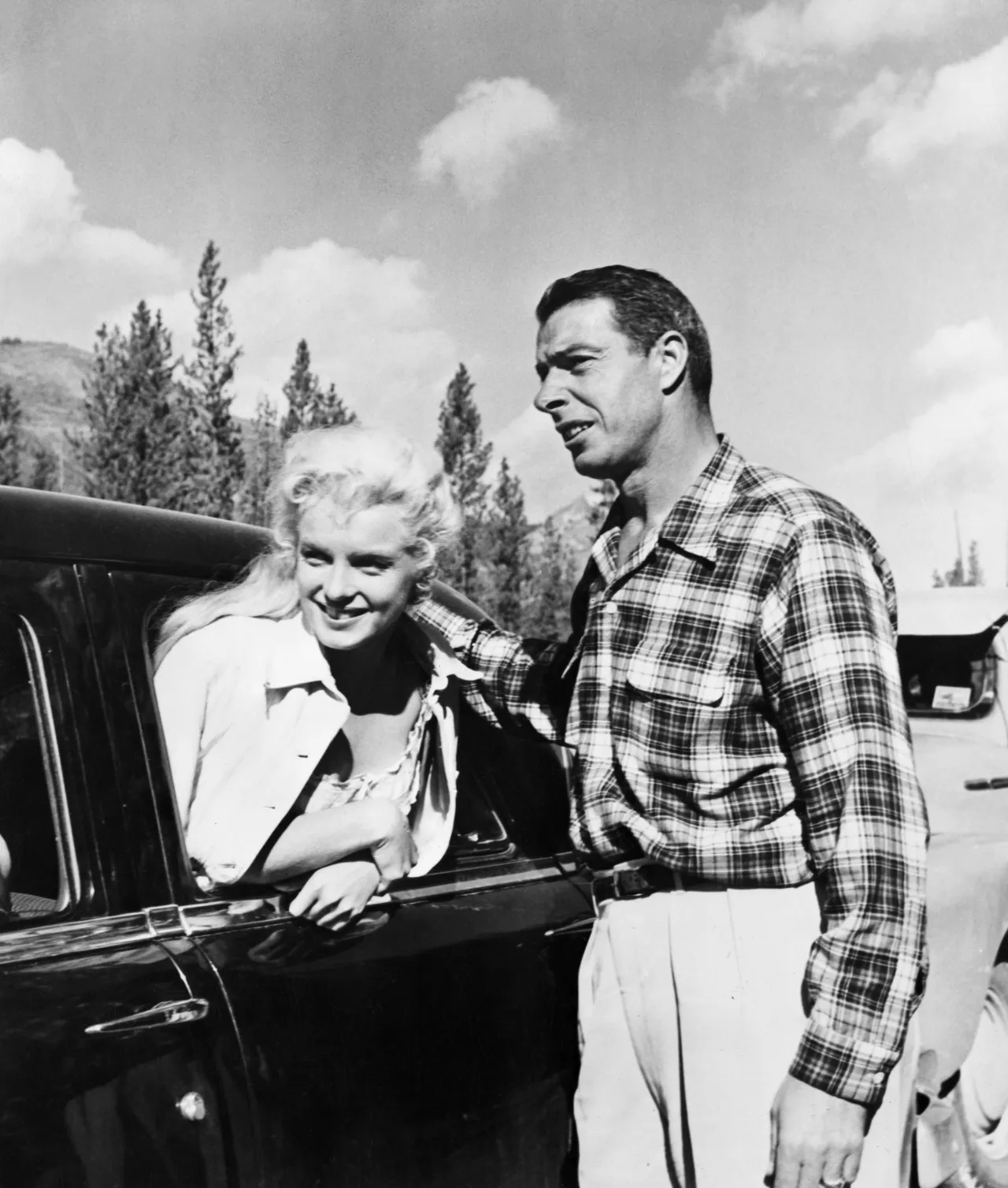 Die geheime Hochzeit von Marilyn Monroe: Ein Einblick in die Ehen der Ikone
