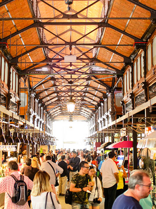 Guía de mercados gastronómicos: descubre los mejores sabores y experiencias culinarias