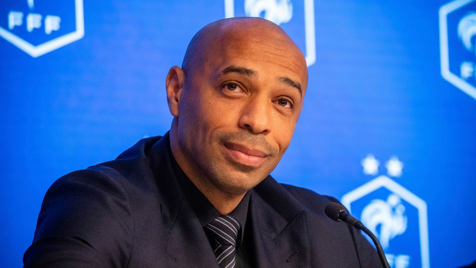 Thierry Henry : parcours, exploits et héritage d’une légende du football français