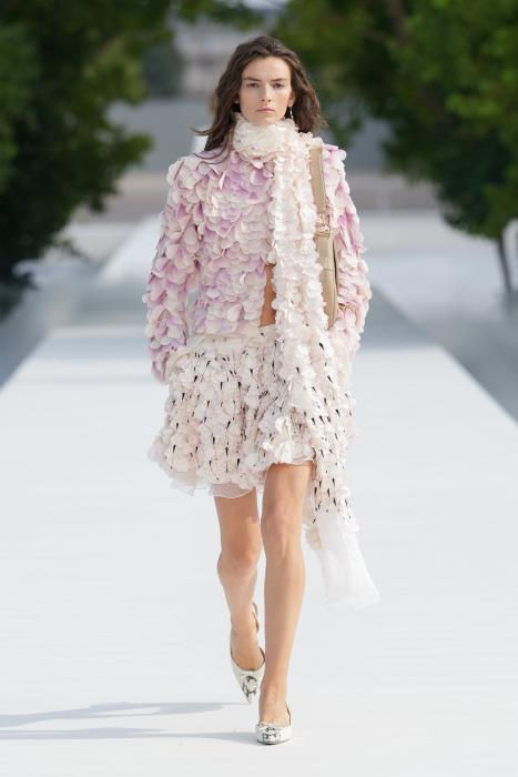 Dior Summer 2027 women’s runway — look 4