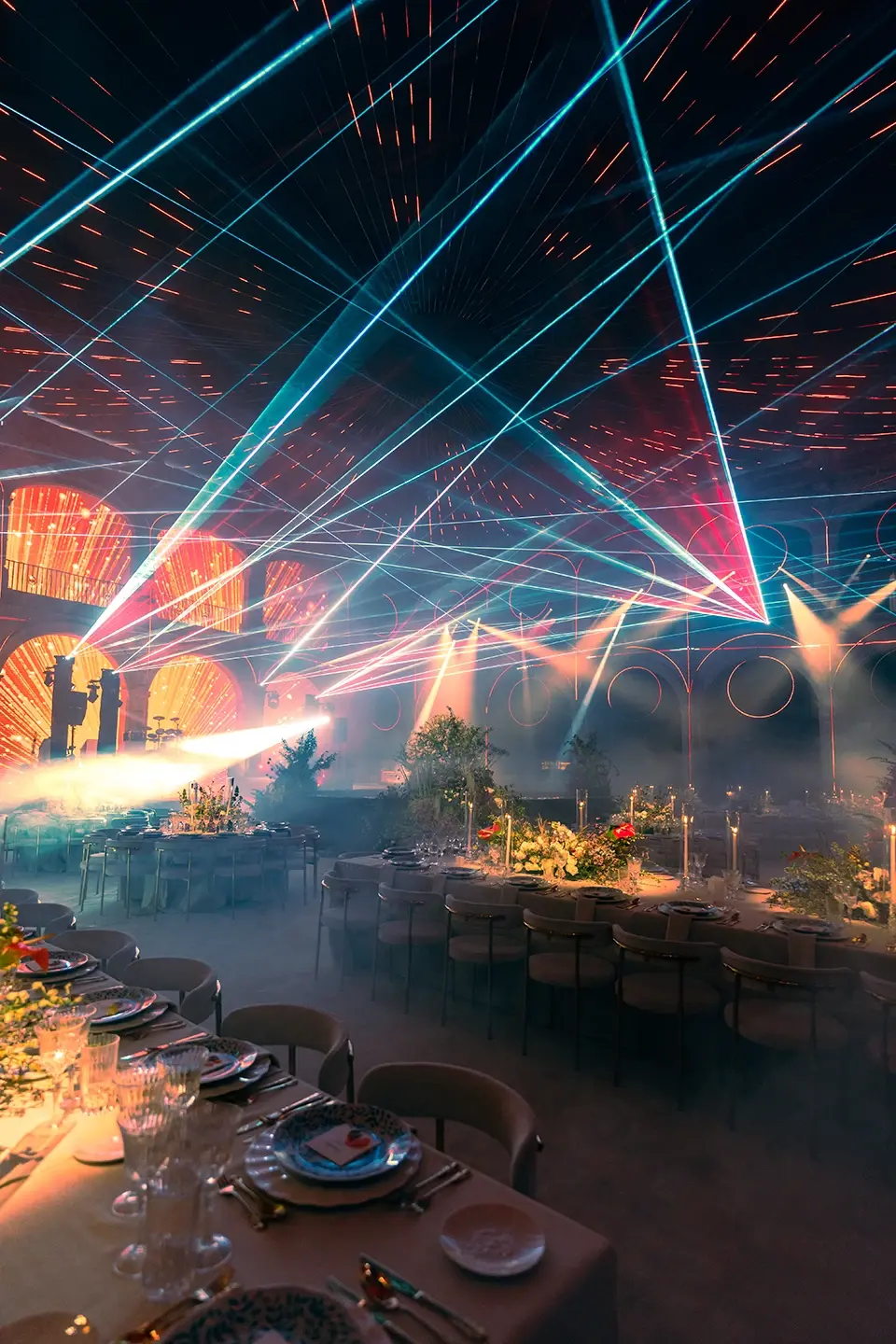 Decoração monumental de casamento por House of Kirschner