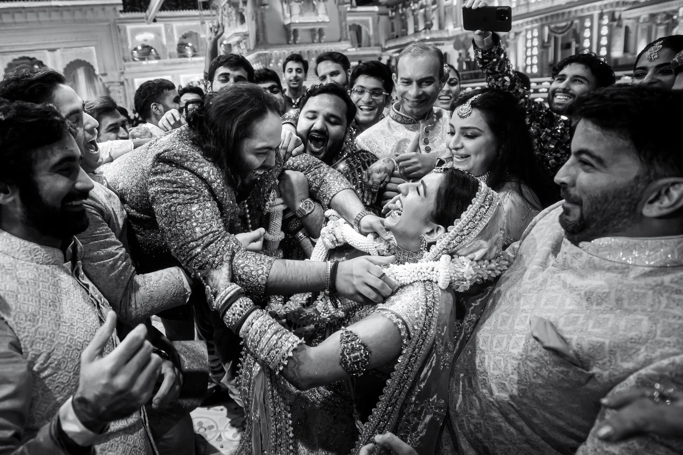 Anant Ambani und Radhika Merchants Hochzeit: Eine Glanzvolle Feier der Liebe und des Luxus