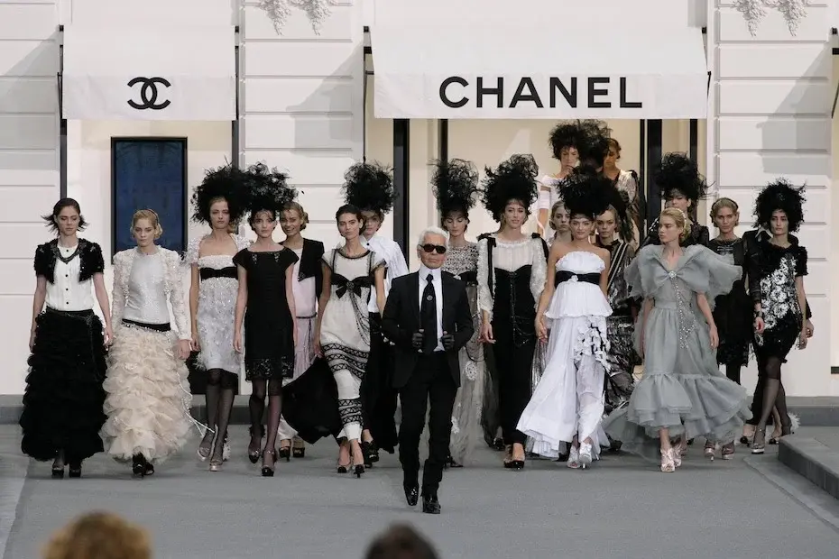 Chanel: Timeless Elegance and Innovation in Fashion
