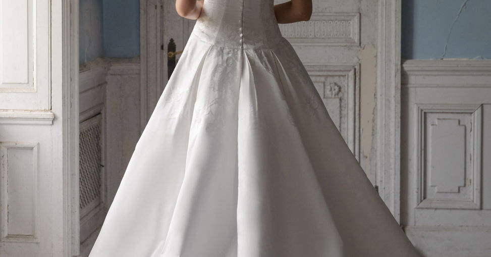 Anne Barge Degas wedding gown back view — official brand image