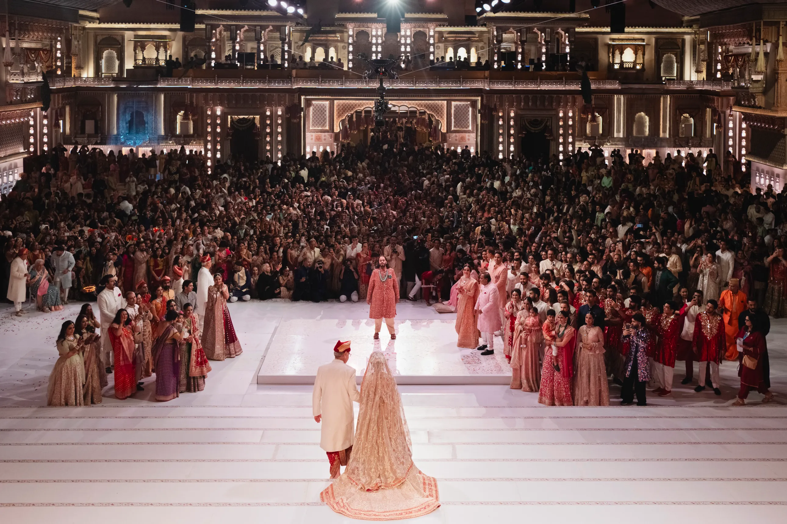 Anant Ambani und Radhika Merchants Hochzeit: Eine Glanzvolle Feier der Liebe und des Luxus