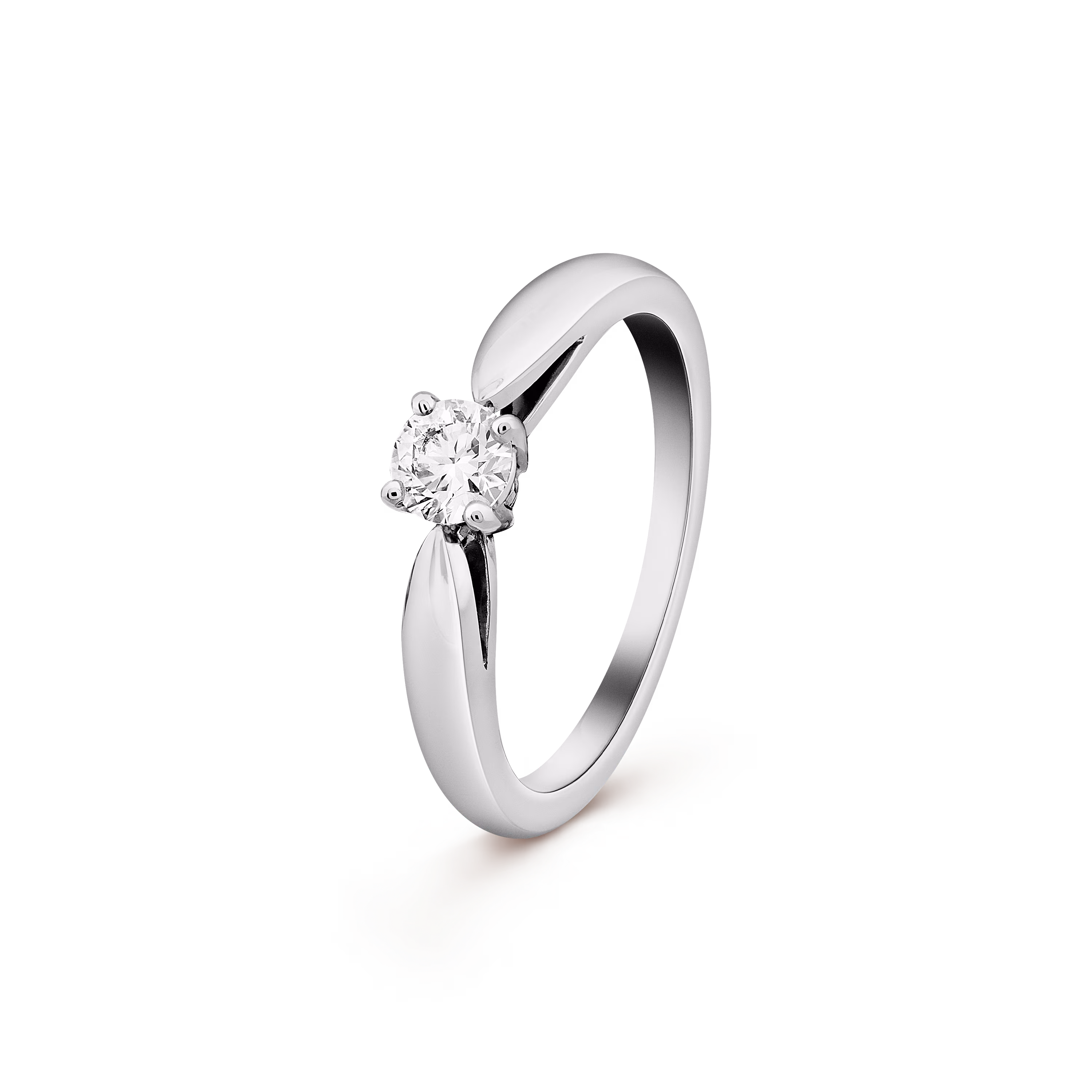 Iconic Engagement Rings in the Van Cleef & Arpels Bridal Collection
