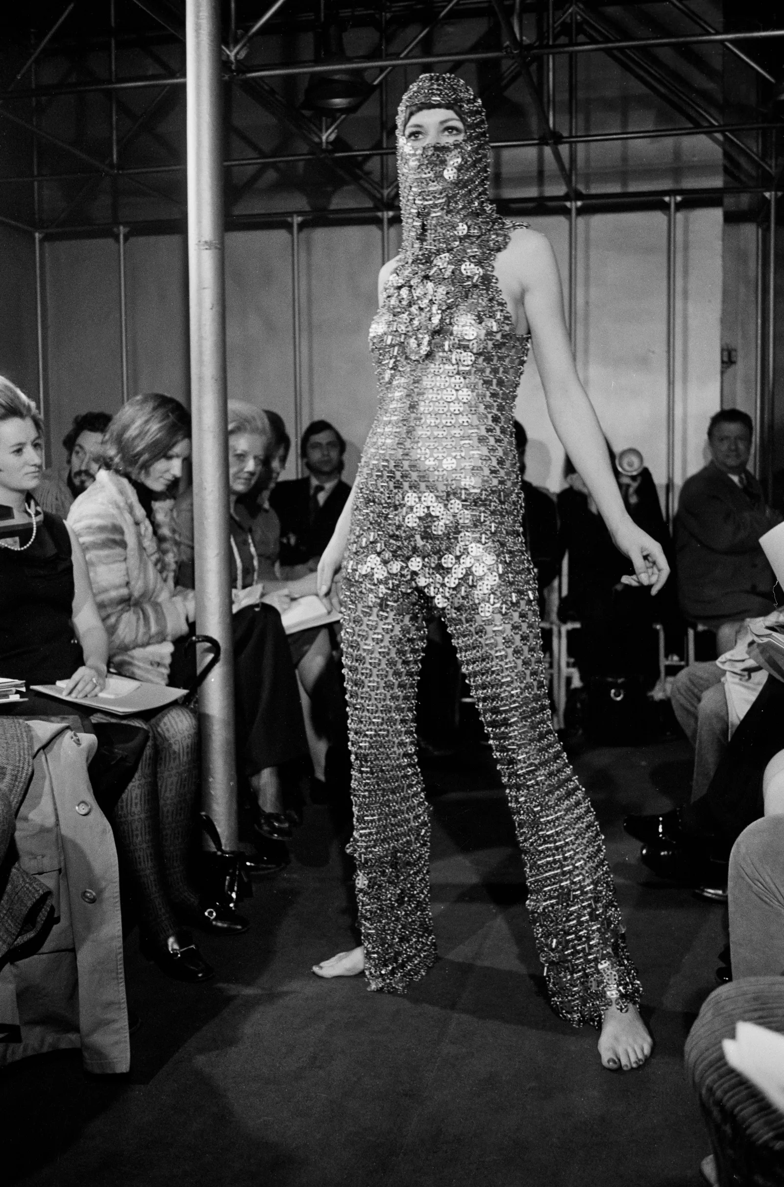 Paco Rabanne: el genio español que revolucionó la moda y el diseño
