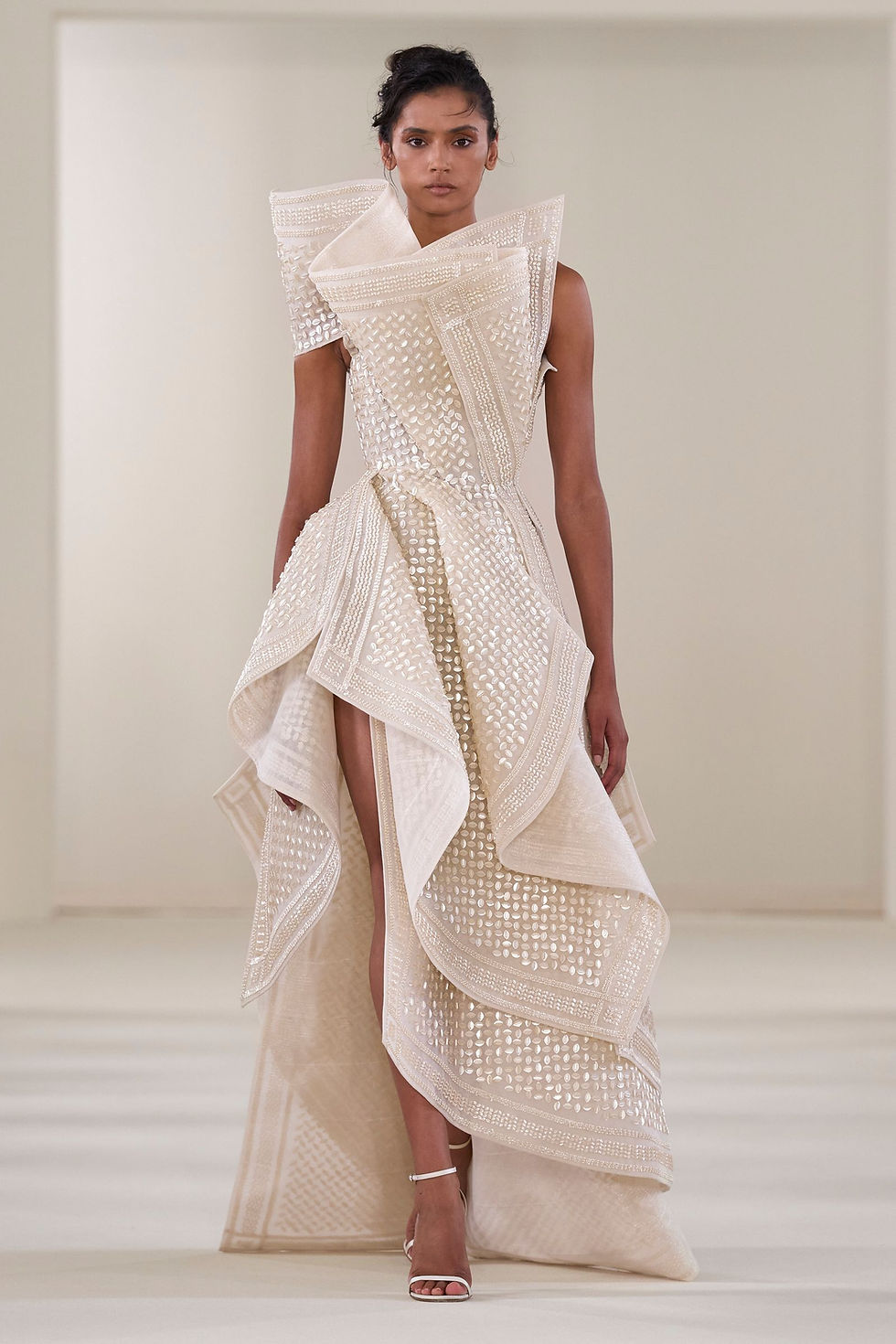Rami Al Ali Haute Couture Fall/Winter 2026–2027: Sculptural Glamour and Refined Drama