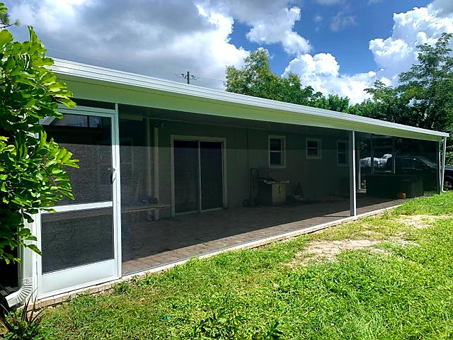 Insulated Roof Screen Room.jpeg