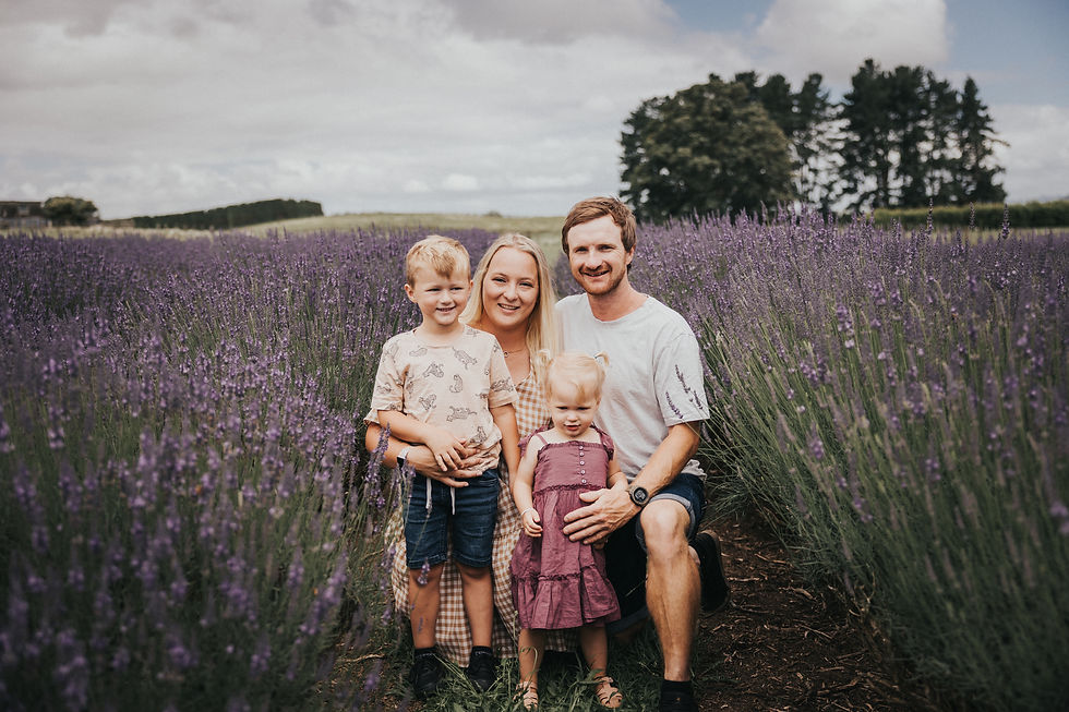 2021-12-18 Katie Peace Family-154.jpg