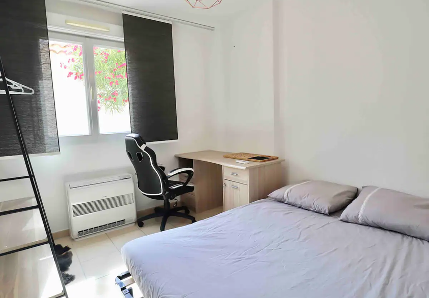 chambre-carquei-conciergerie