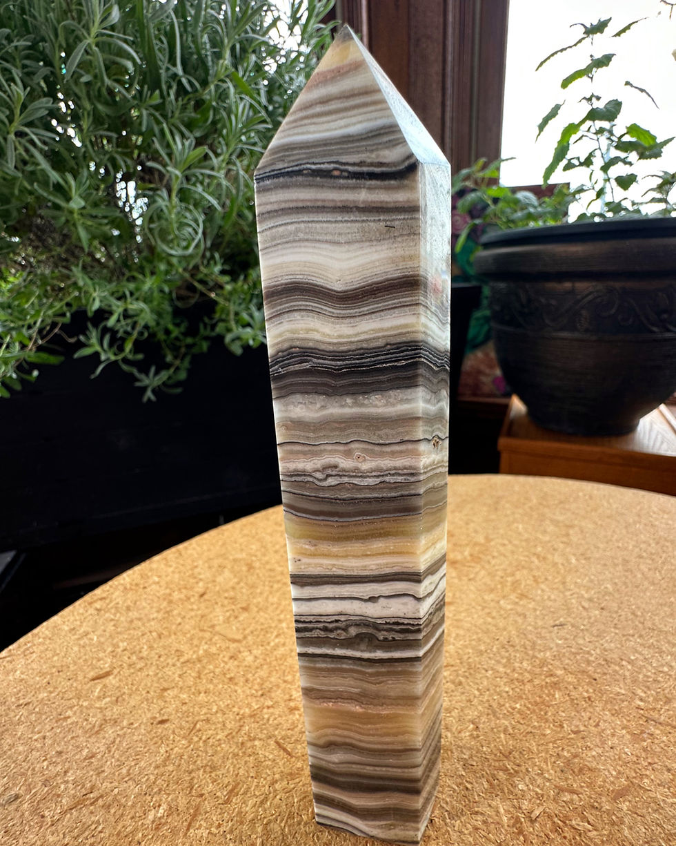 Thumbnail: Zebra Calcite Tower