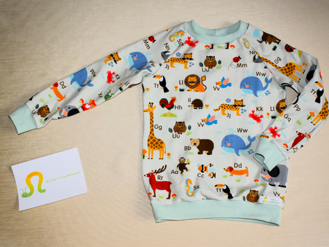 Pulli mit ABC-Tieren