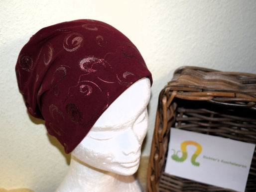 Diese schöne Mütze durfte ich für eine lustige, ältere Dame nähen