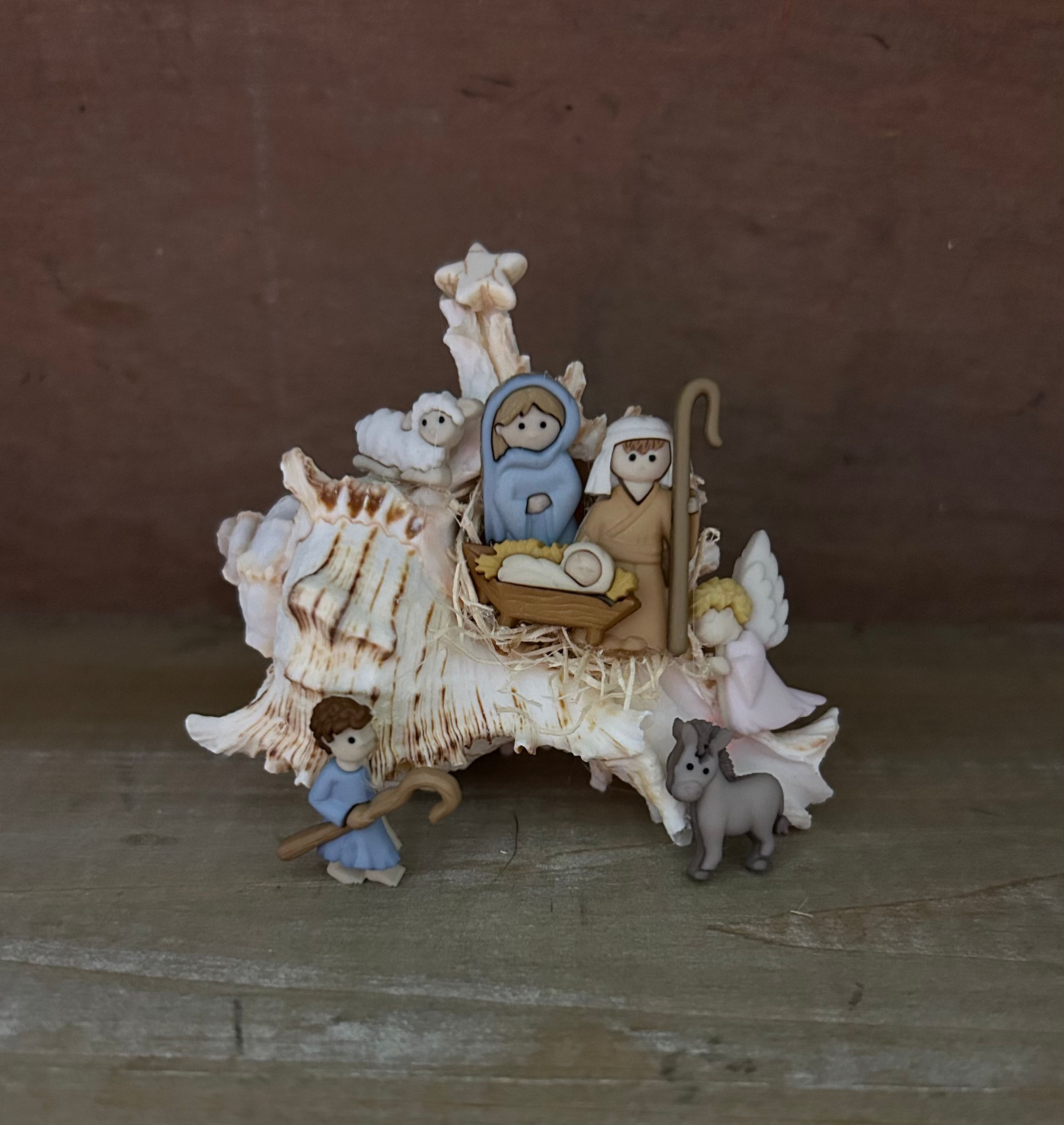 Handmade Real Seashell Nativity