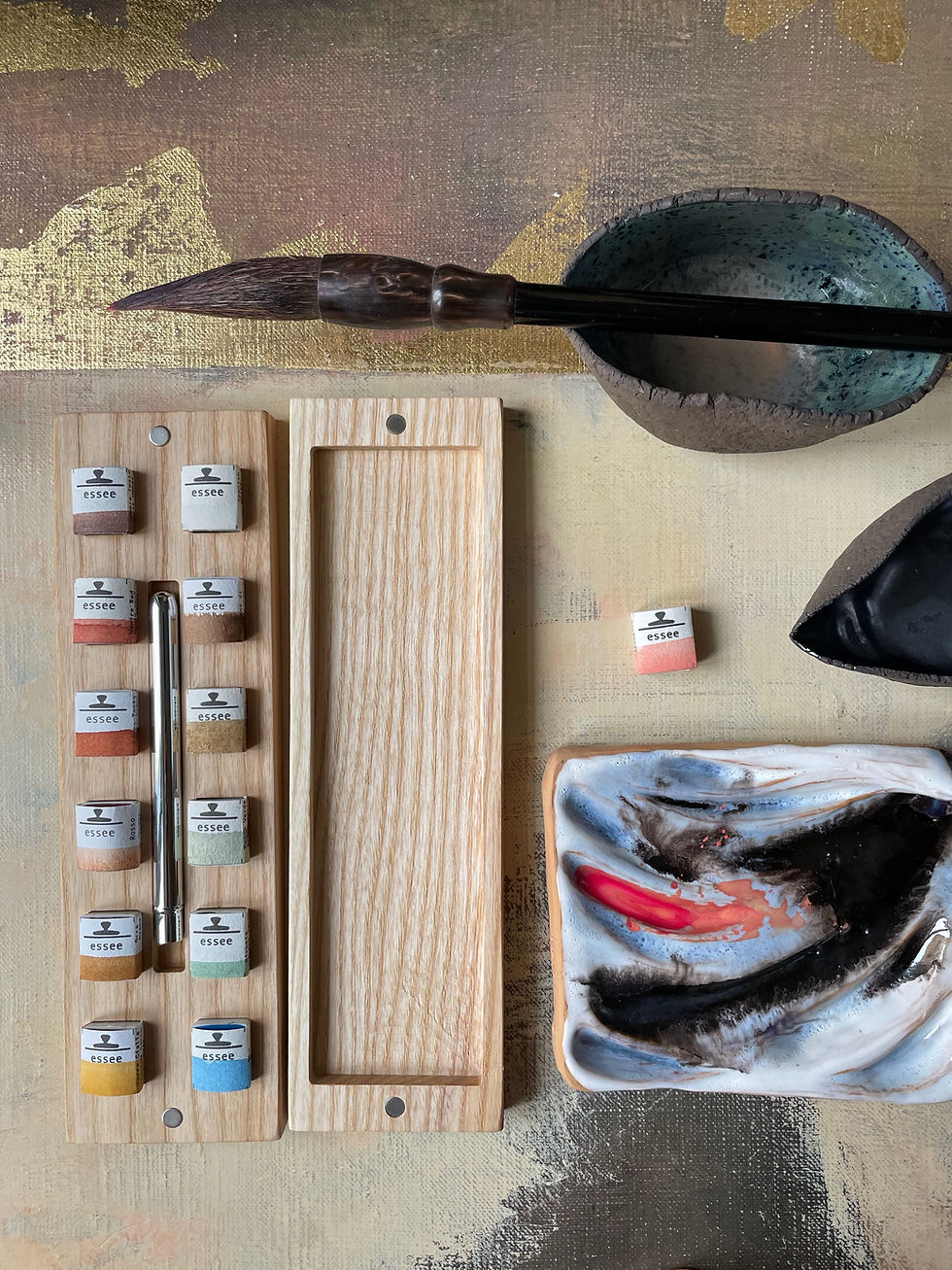 Thumbnail: 12 Mediterranean Earth, Blond Ash wood palette.