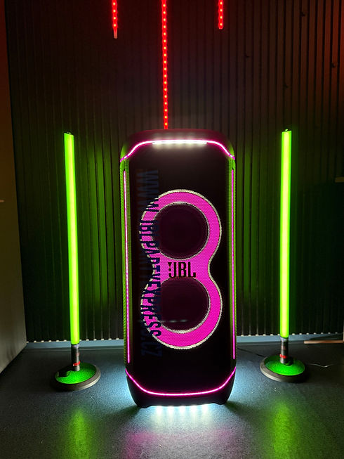jbl partybox Ultimate k pronájmu od 1800,- Kč