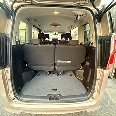 日産セレナSerena 尾排座位