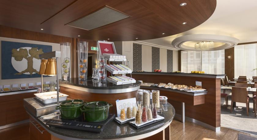 Thumbnail: 13.3-17.3 , 4* , NH Caransa