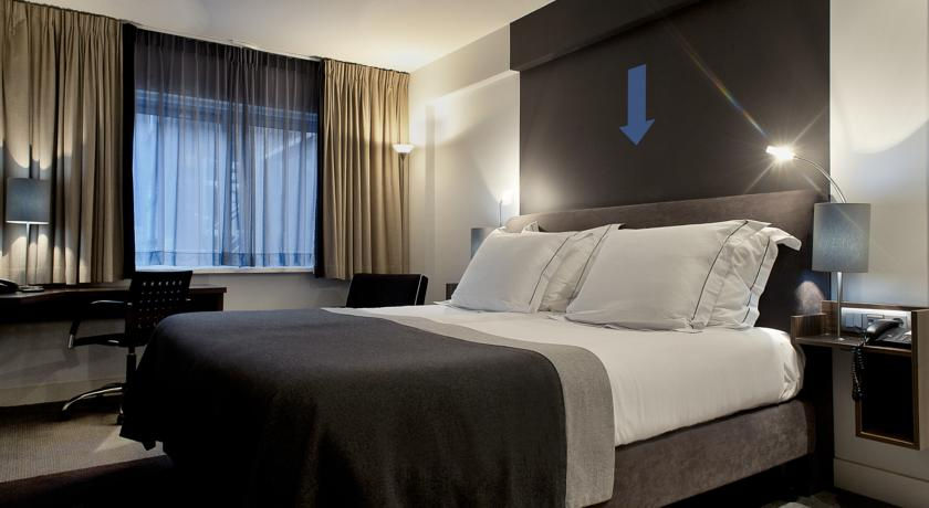 Thumbnail: 13.3-17.3 , 4* , Hampshire Rembrandt