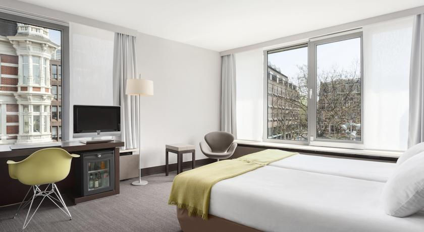 Thumbnail: 13.3-17.3 , 4* , NH Caransa