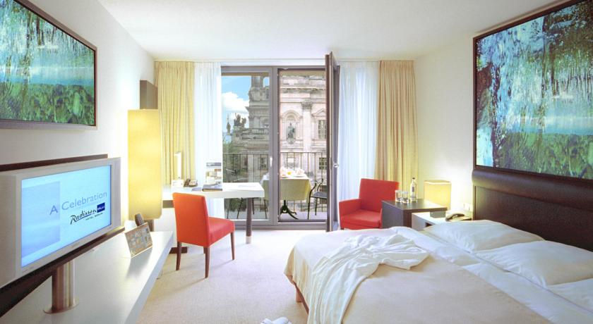 Thumbnail: 14.3-17.3, 5* , Radisson Blu Mitte, ע"ב א. בוקר